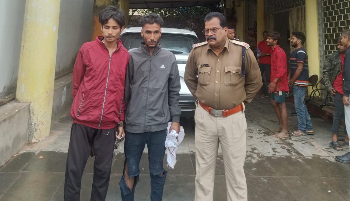 व्यापारी पर जानलेवा हमला करने वाले अरेस्ट, पंडरी पुलिस ने दबोचा