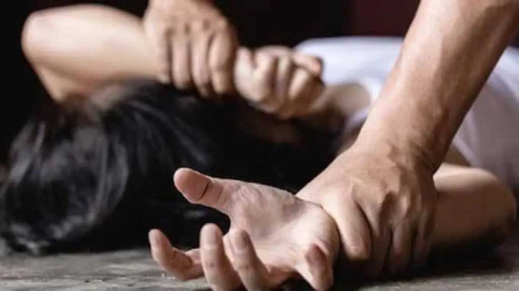 शादी का झांसा देकर युवती से किया रेप, मुकदमा दर्ज