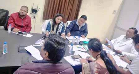 सीमावर्ती राज्यों से धान के अवैध परिवहन पर कड़ी कार्रवाई करें: कलेक्टर
