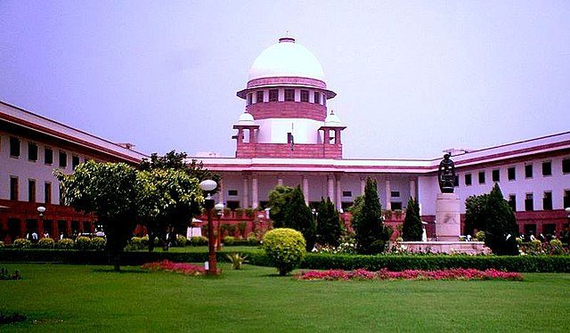 पत्रकारों से सूत्र पूछने का अधिकार नहीं, सुप्रीम कोर्ट ने पुलिस अफसरों को दी चेतावनी