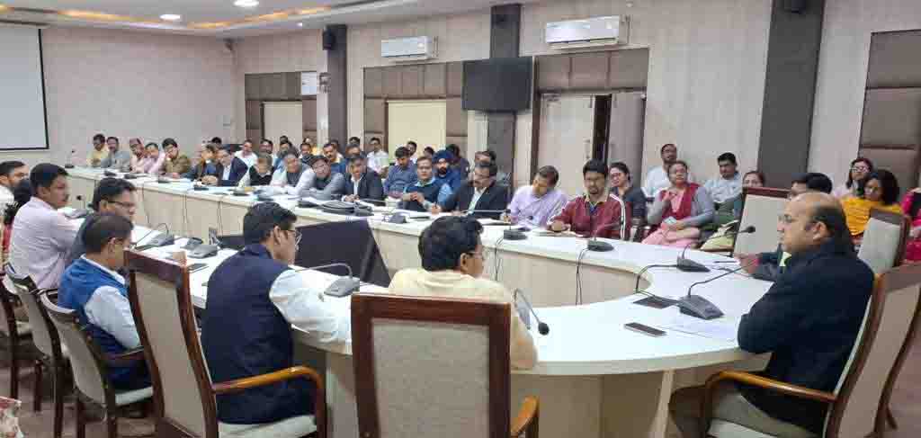 विकसित भारत संकल्प यात्रा 16 से, कलेक्टर ने की तैयारियों की समीक्षा