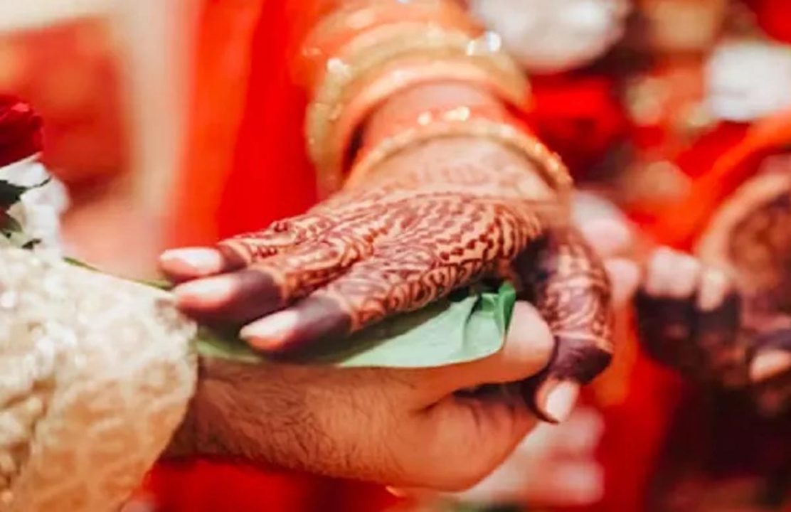 बीए छात्र ने प्रेमिका के परिजनों को धमकाया, शादी कहीं और तय करने पर खड़ा किया बवाल