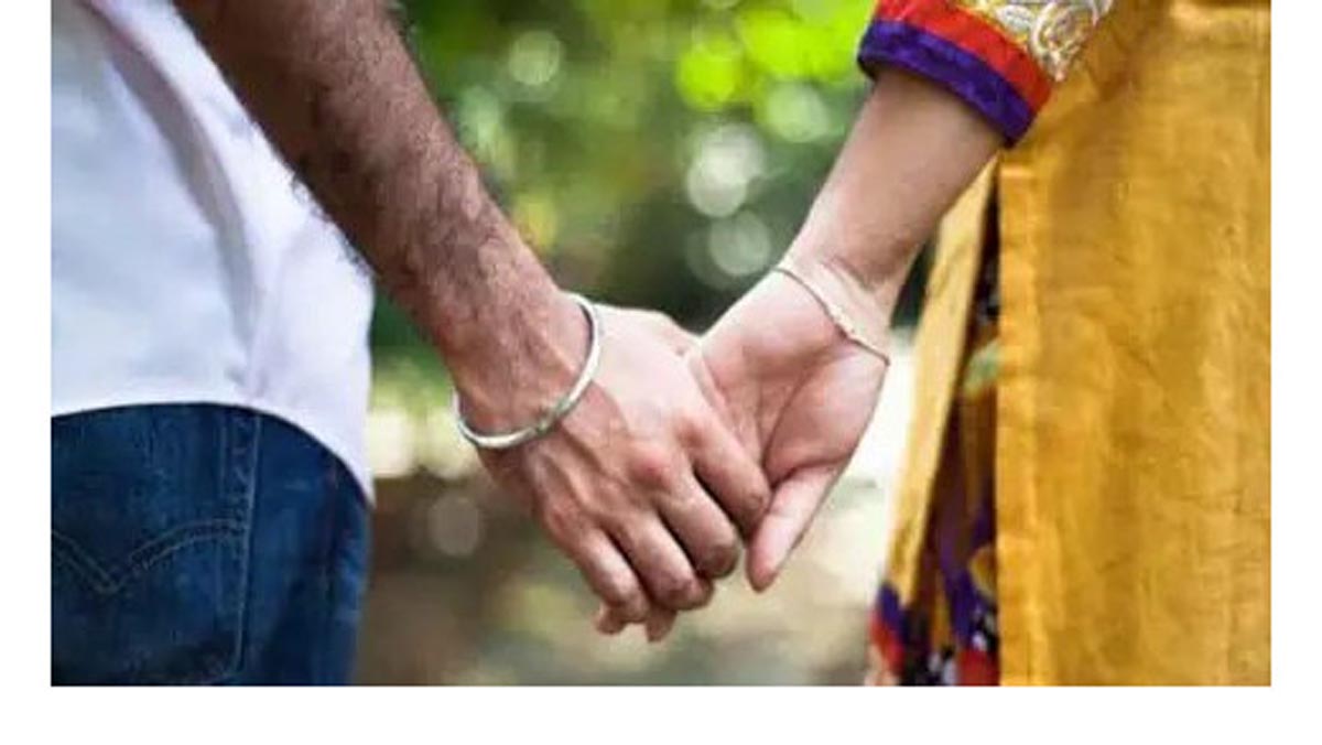 एसडीओ की पत्नी भागी, जीवन साथी डॉटकॉम से ढूंढा था रिश्ता