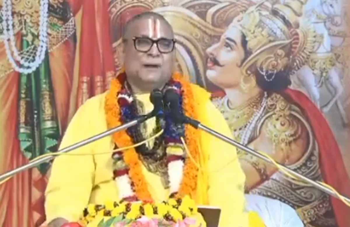 डीजीपी रहे कथावाचक का वीडियो, कुल का नाश हो जाता है ब्राह्मण के श्राप से