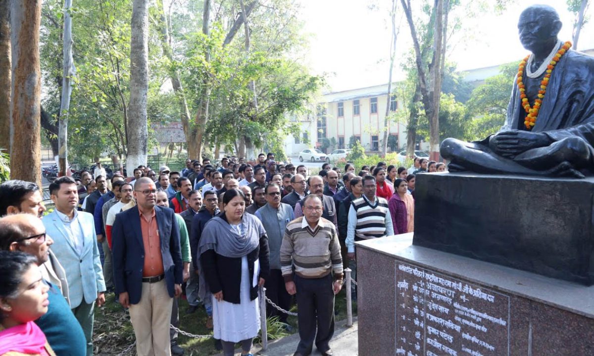 कलेक्टर का आदेश, राष्ट्रगान से शुरू होगा कलेक्ट्रेट में काम-काज