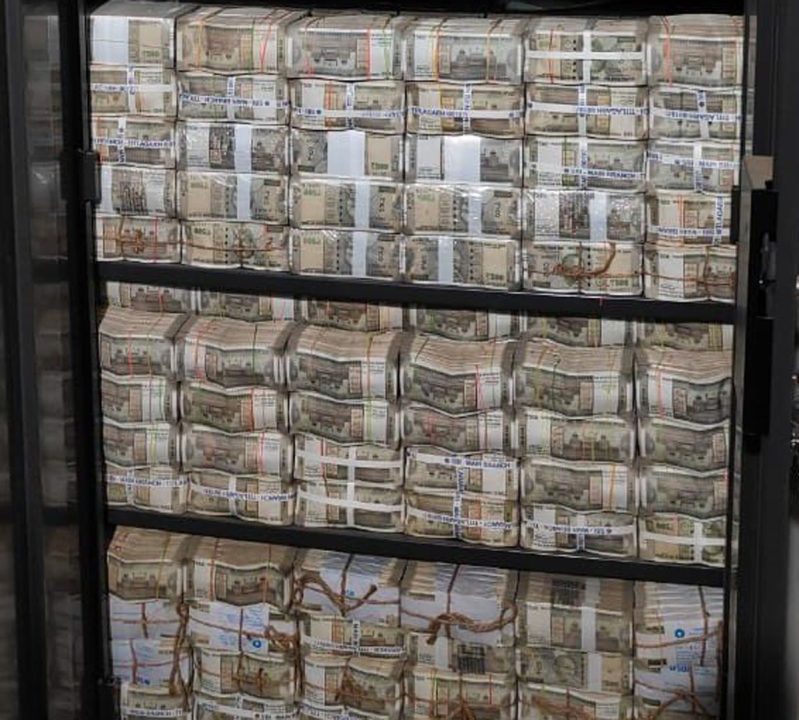 इनकम टैक्स का खुलासा, कांग्रेस सांसद धीरज साहू के ठिकानों से मिले 351 करोड़ कैश और ढाई करोड़ की ज्वेलरी