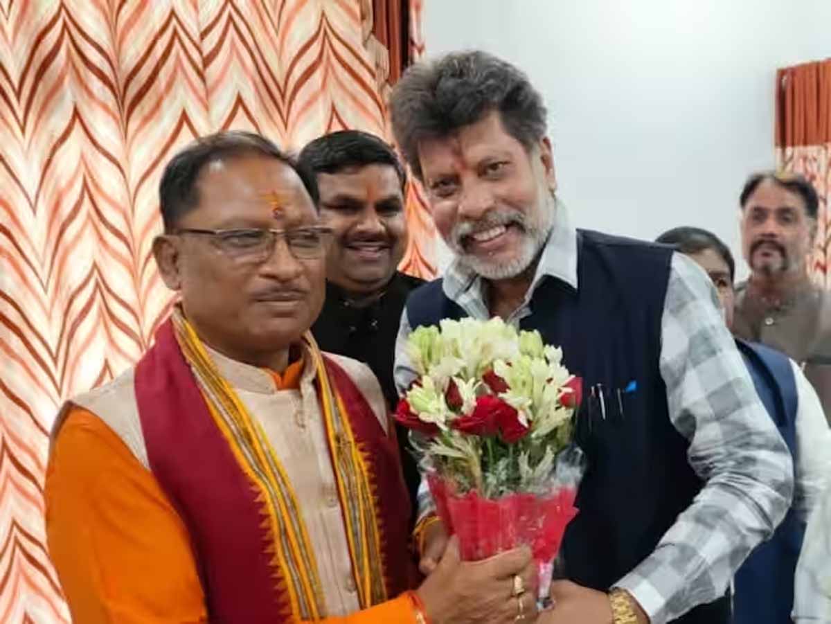 2 वादे पूरे करने पर भाजपा प्रदेश अध्यक्ष देव ने मुख्यमंत्री साय को दी बधाई