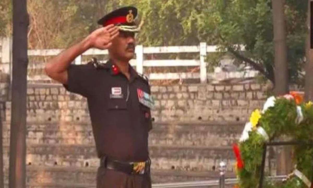 Secunderabad: 76वां सेना दिवस, EME युद्ध स्मारक पर पुष्पांजलि