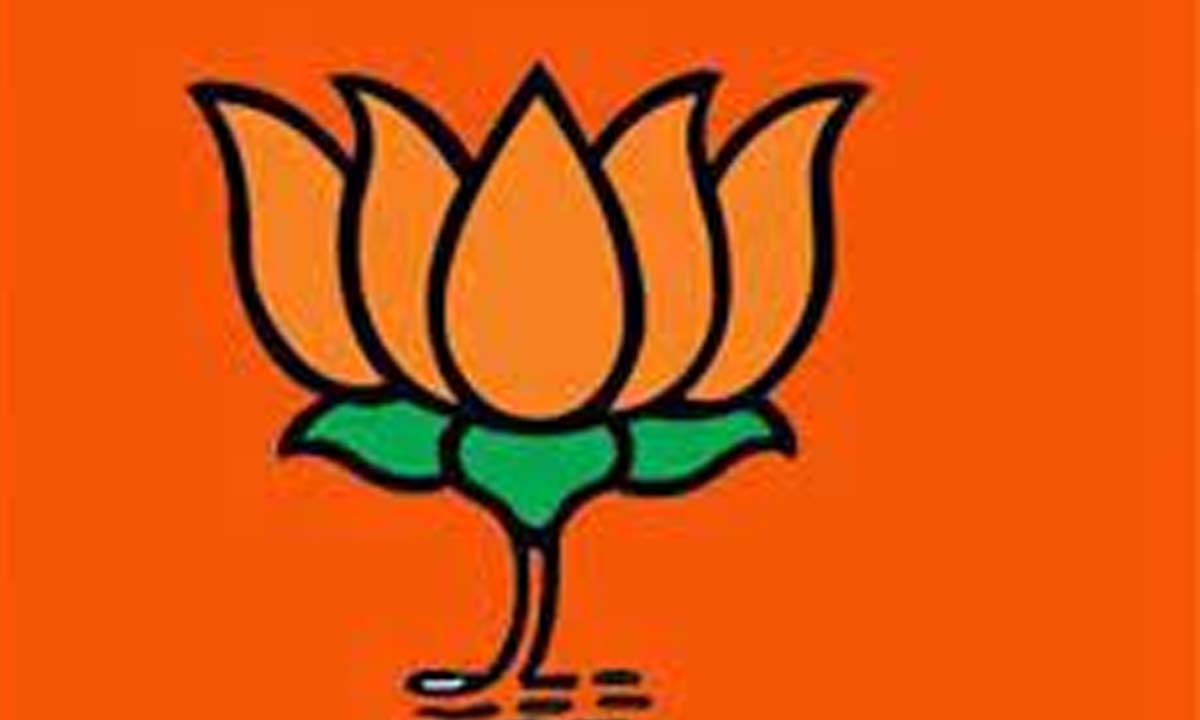 जम्मू क्षेत्र में एनसी को बड़ा झटका, शीर्ष नेता भाजपा में शामिल