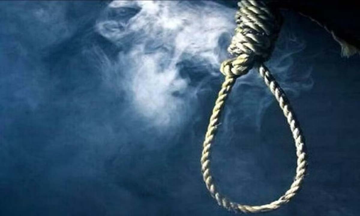 44 वर्षीय व्यक्ति ने फांसी लगाकर किया खुदकुशी