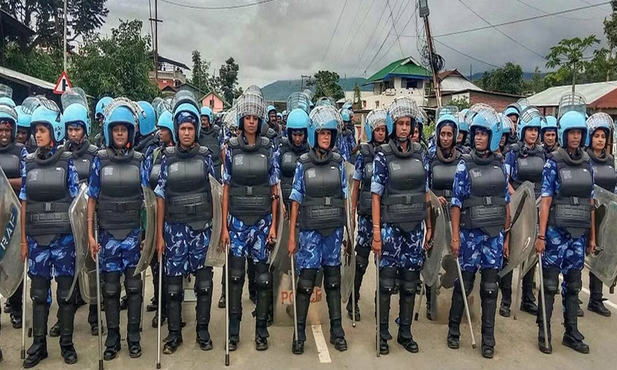 Manipur: पुलिस अधिकारी हत्या मामले में कुकी लोगों की गिरफ्तारी के बाद कांगपोकपी में फिर से कर्फ्यू