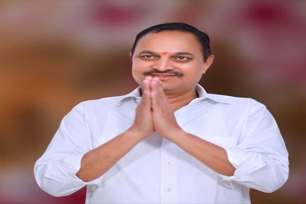 उप्पल विधायक बंडारू लक्ष्मरेड्डी ने डेंटल अस्पताल का किया उद्घाटन