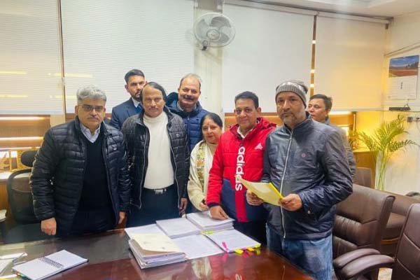 ईजेएसी प्रतिनिधिमंडल ने सीएस से मुलाकात की, परियोजनाओं की मांग की