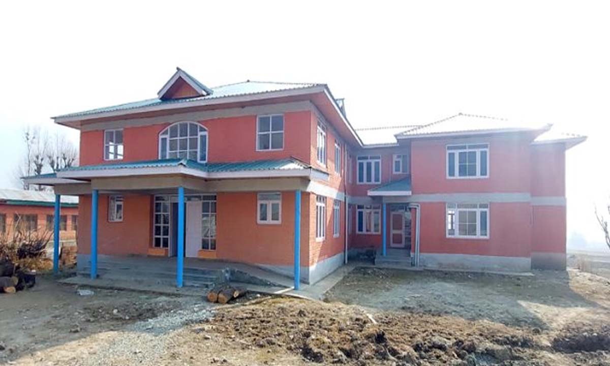 पूरा अरिगोरिपोरा पीएचसी ऑपरेशन में देरी का सामना कर रहा है: स्थानीय लोग