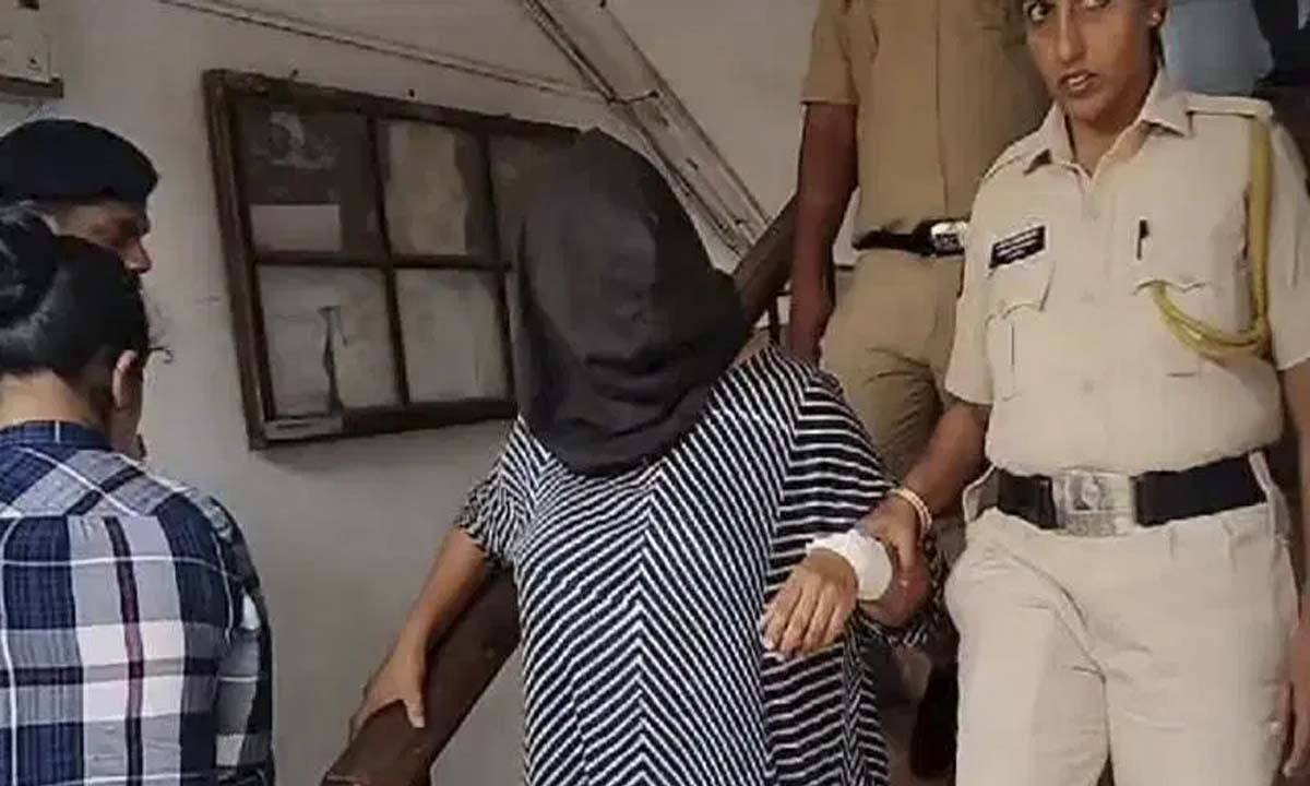 Panaji: हत्या के आरोपी सीईओ कोर्ट द्वारा पति को बेटे से मिलने की इजाजत देने से नाखुश दिखे
