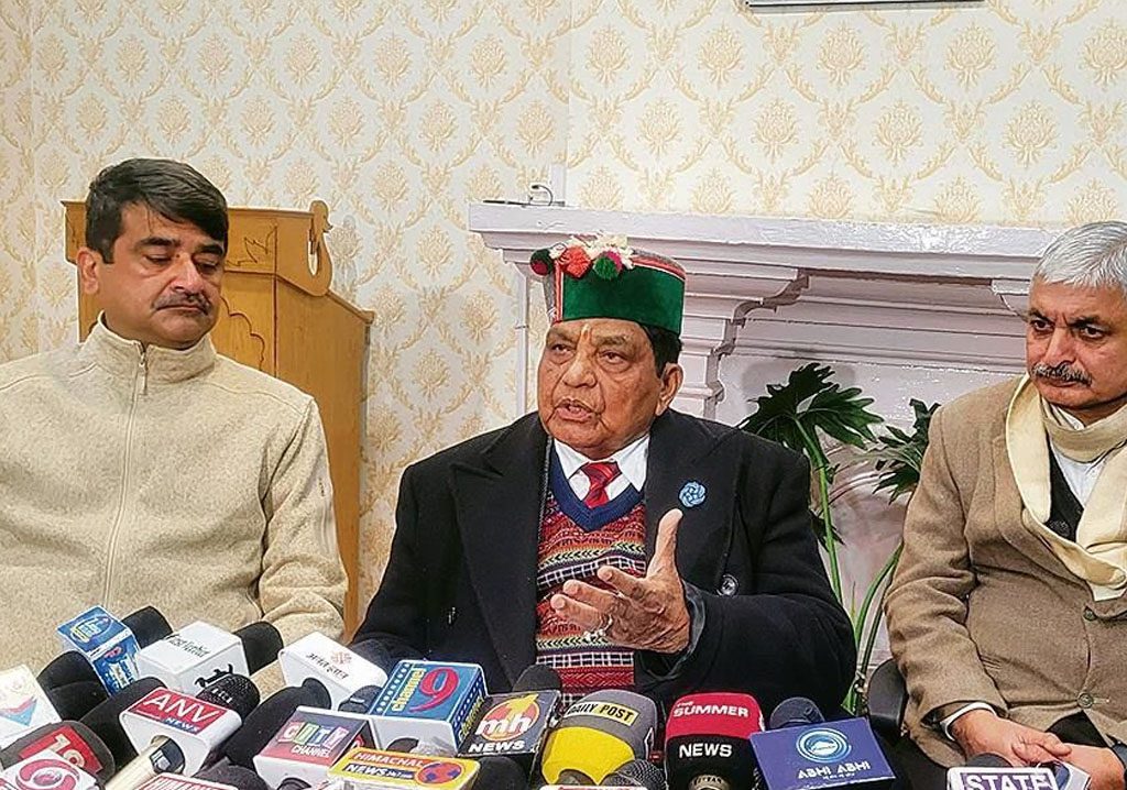 Himachal : गलती करने वाली कंपनियों को नोटिस जारी, औषधि नियंत्रक पर कोई स्पष्टता नहीं
