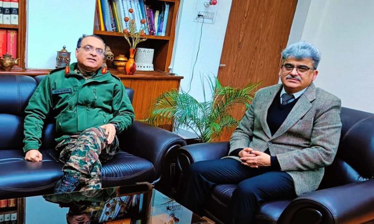 जीओसी 16 कोर ने सीएस से मुलाकात की