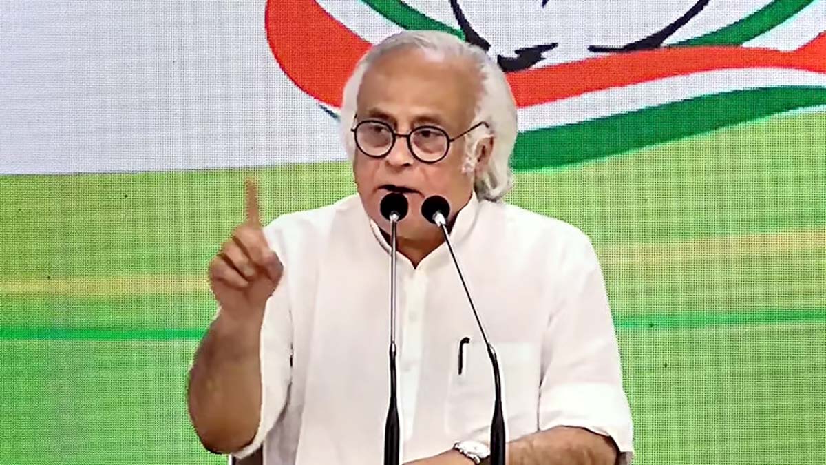 सांसद जयराम रमेश ने मीडिया को संबोधित करते हुए राहुल गांधी और उनकी टीम को बरदुवा थान जाने की इजाजत