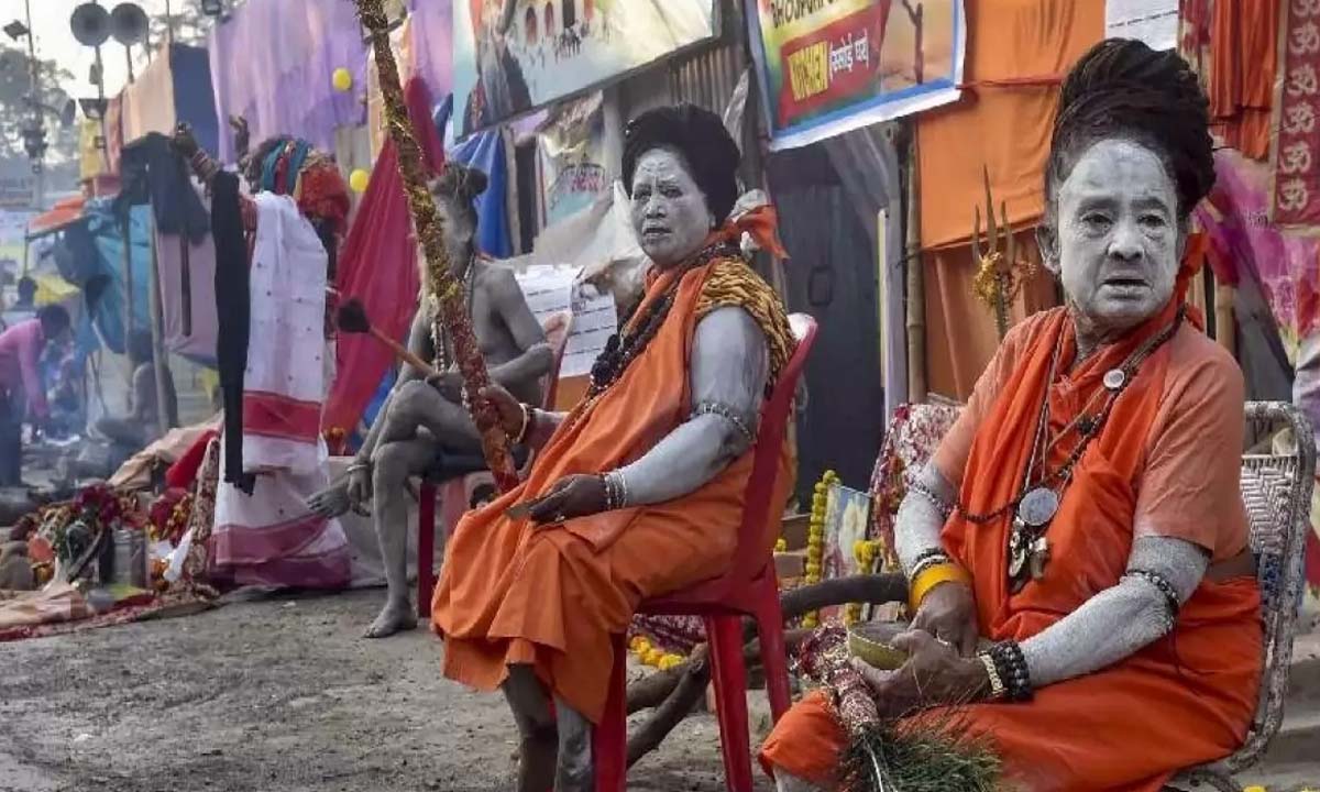 Bengal: गंगासागर मेला भीड़ ने अपहरण के संदेह में UP के 3 साधुओं को पीटा, 12 गिरफ्तार