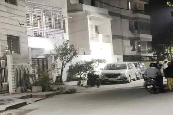 Jharkhand : ईडी की छापेमारी में विनोद सिंह के आवास से बरामद की गई 25 लाख रुपये कैश