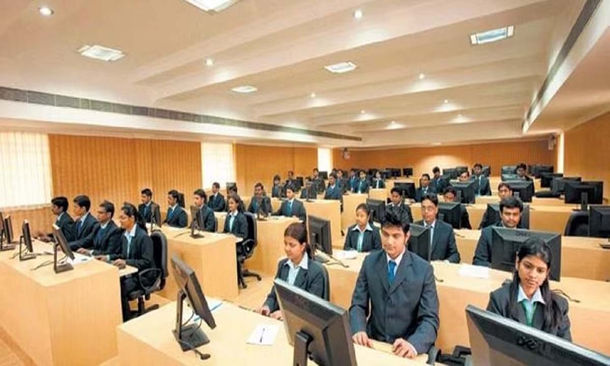 नई अकादमिक क्रेडिट प्रणाली में सभी संस्थानों को शामिल करने की आवश्यकता