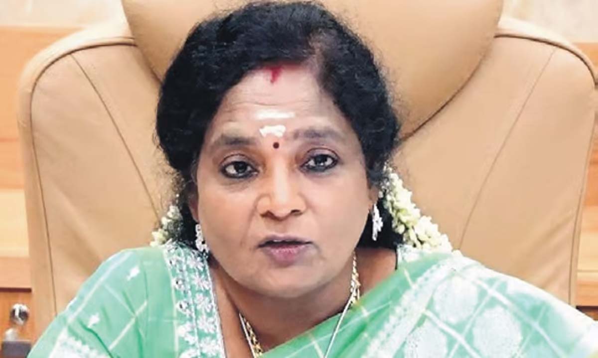 Tamilisai Soundararajan: भावनात्मक ब्लैकमेल का सहारा लेने वाले उम्मीदवारों पर कार्रवाई करें