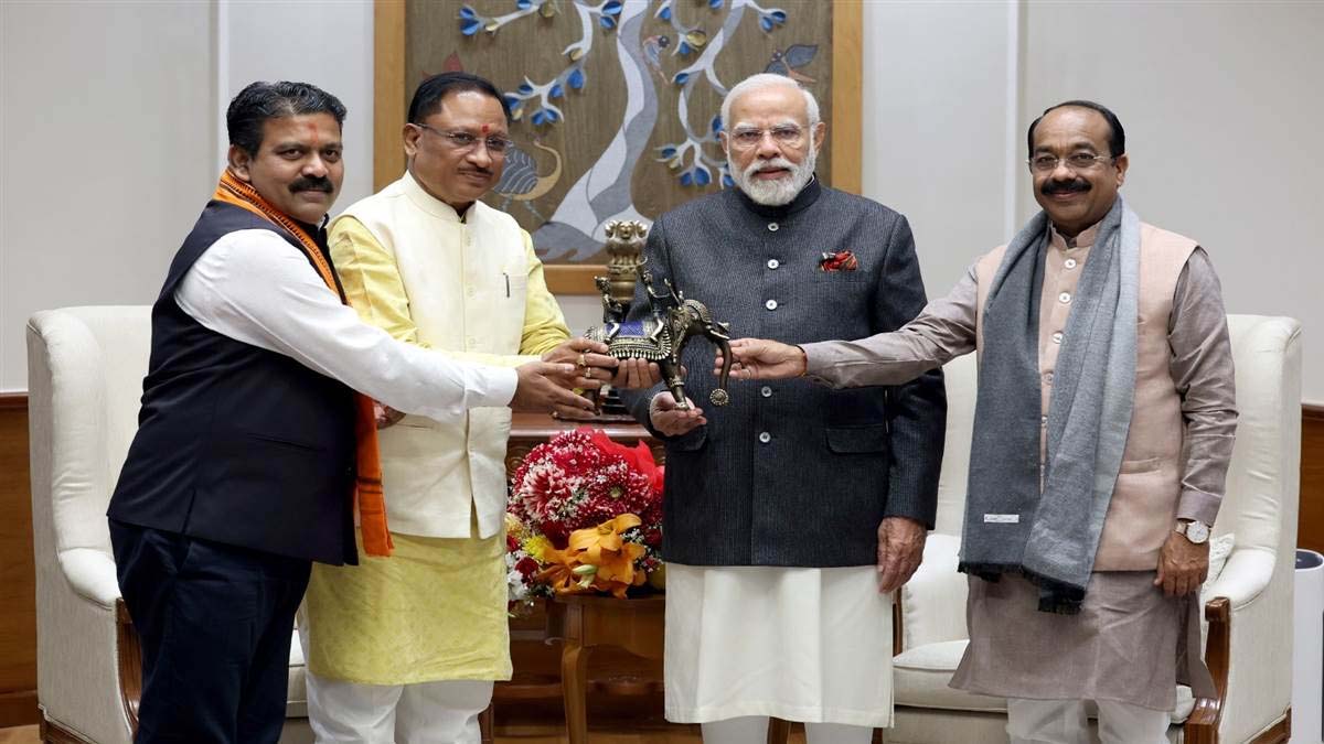 CG CM Vishnu Deo Sai: छत्तीसगढ़ में विष्णु देव सरकार के बड़े फैसलों का पहला महीना, जीता जनता का दिल