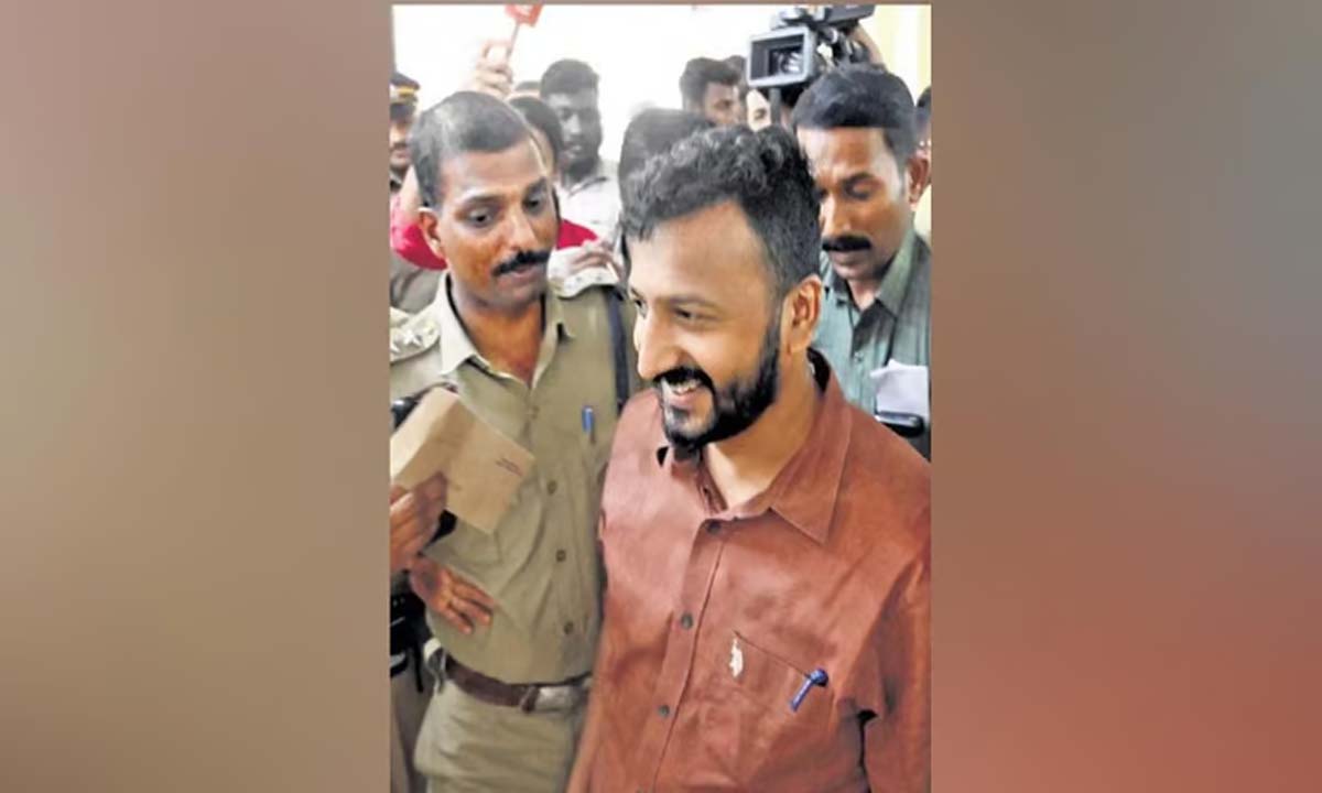 Kerala: युवा कांग्रेस के प्रदेश अध्यक्ष राहुल मामकुत्तथिल पर एक अन्य मामले में मामला दर्ज किया