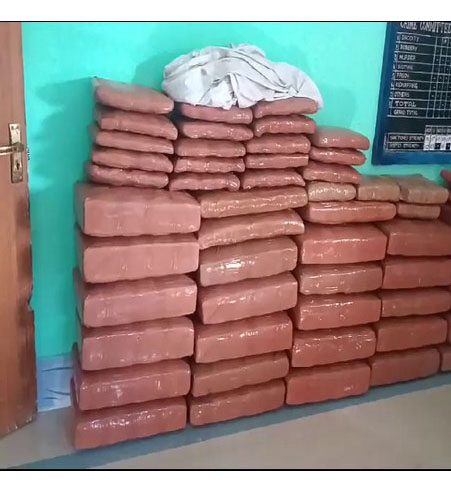 Tripura : उनाकोटी में पुलिस ने फर्जी एंबुलेंस को रोका, 20 लाख रुपये का गांजा जब्त किया गया