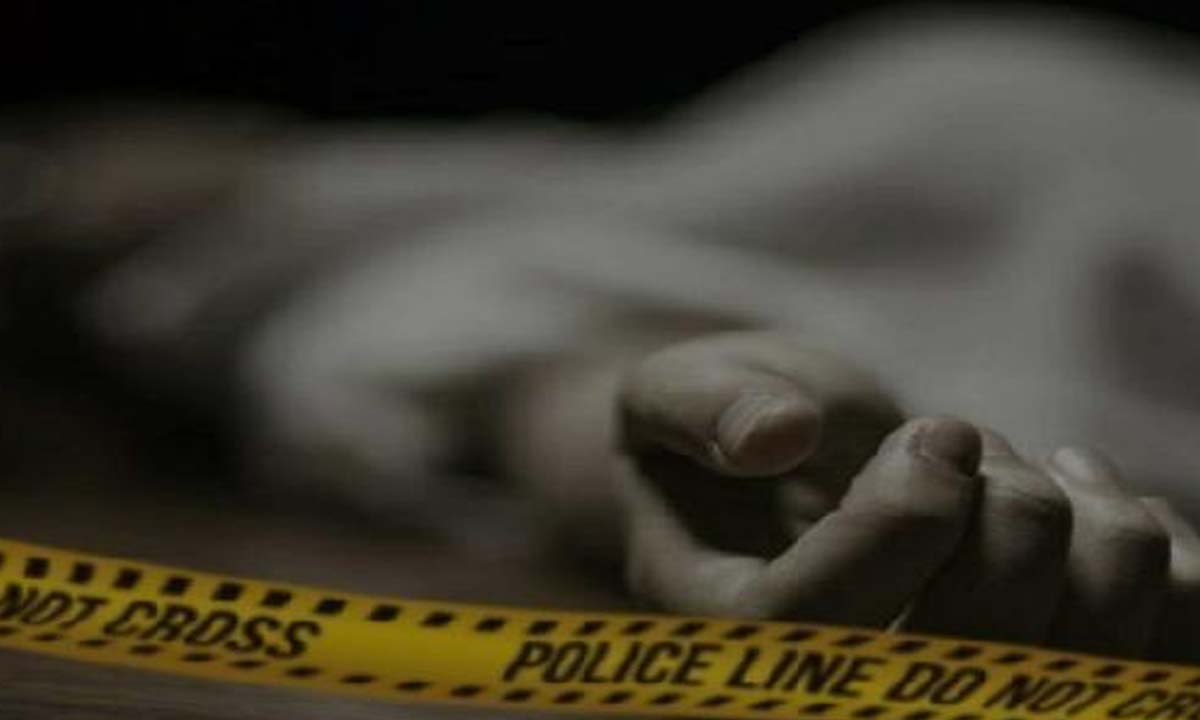 New Delhi: नवजात शिशु पुलिस वैन से कूदा, उसकी मौत हो गई