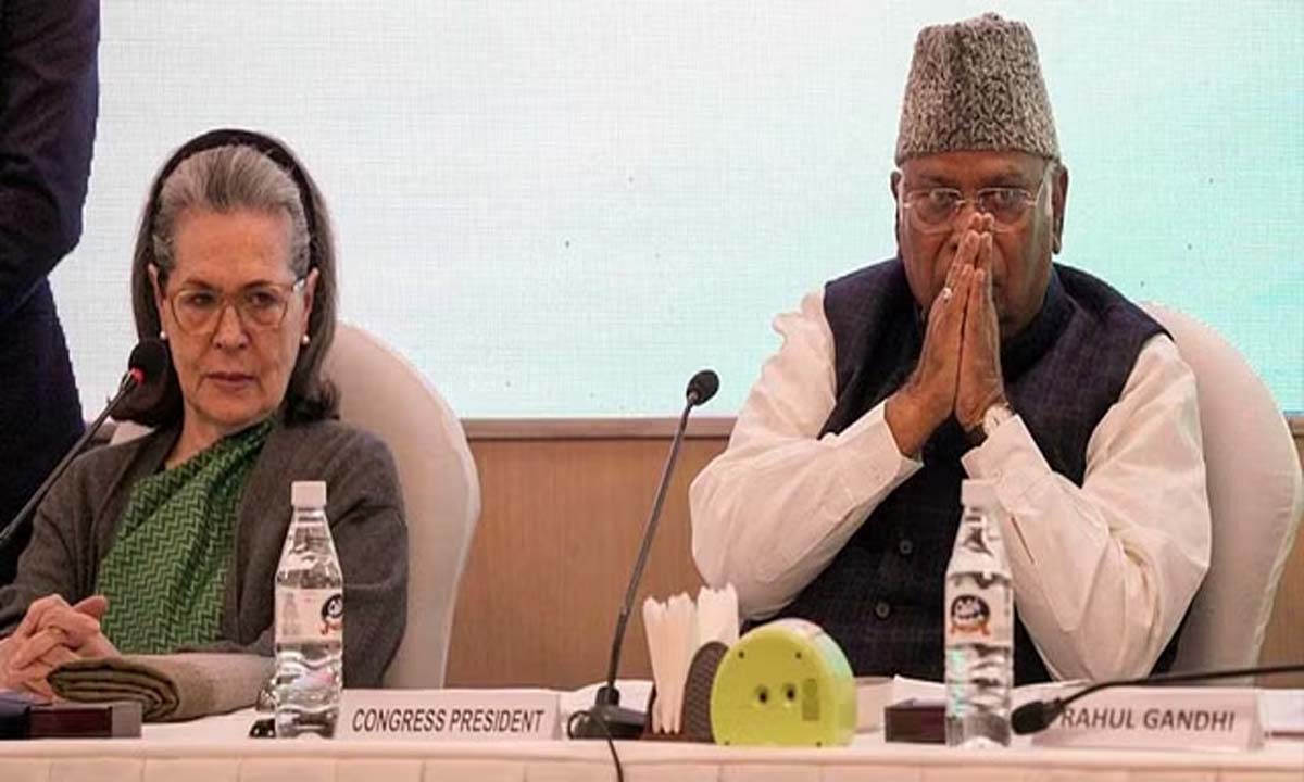 कांग्रेस नेताओं ने चुनावी रणनीति, भारत न्याय यात्रा पर चर्चा के लिए बैठक की
