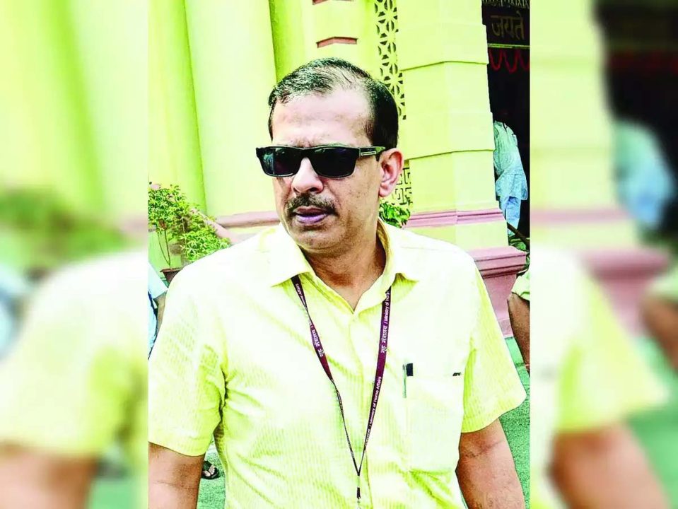 अपर मुख्य सचिव सख्त: फिर चला हंटर, हेडमास्टरों का वेतन रोकने कहा