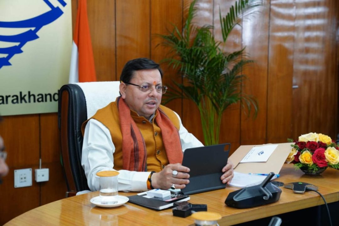 सड़क दुर्घटनाओं को नियंत्रित करने के लिए प्रभावी प्रयास किये जाएं: CM धामी