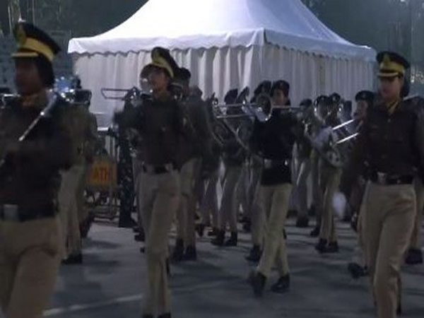 75th Republic Day: सुबह-सुबह कर्तव्य पथ पर सशस्त्र बलों के लिए ड्रेस रिहर्सल हुई