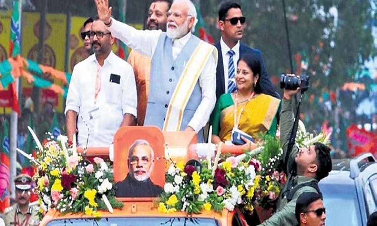 Kerala News: महिला मोर्चा की अध्यक्ष निवेदिदा ने महिला सम्मेलन में धूम मचा दी