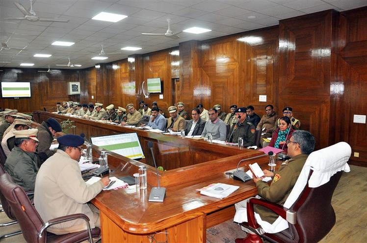 Haryana : मादक पदार्थ, हथियार तस्करों पर सख्त कार्रवाई करें, एसपी ने कहा