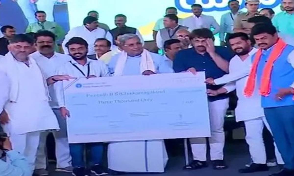 डिप्लोमा धारकों को 1,500 रुपये का मासिक बेरोजगारी भत्ता देंगे