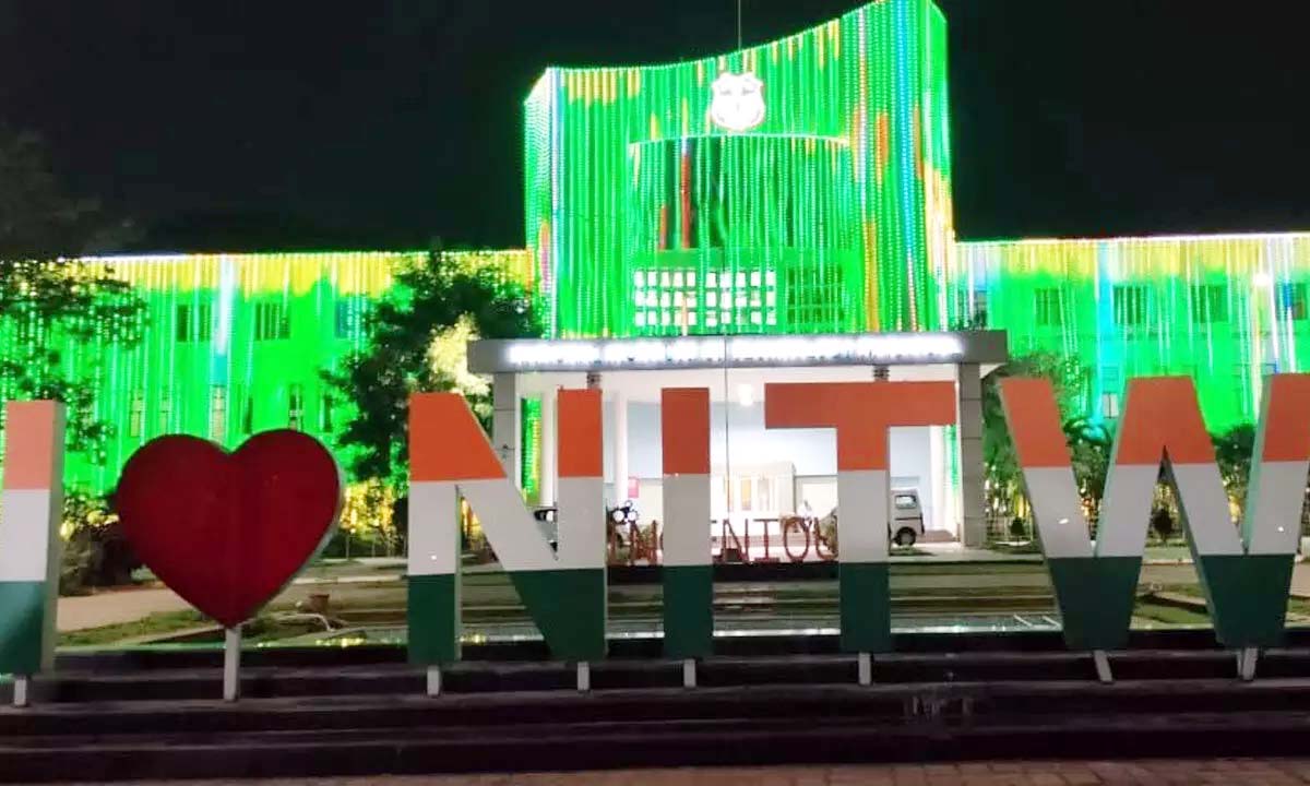 Warangal: NITW में टेक्नोज़ियन की शानदार शुरुआत