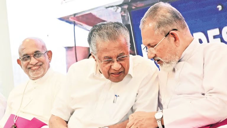 Kerala : पिनाराई ने युवाओं के प्रवासन पर आर्चबिशप की चिंताओं को खारिज कर दिया