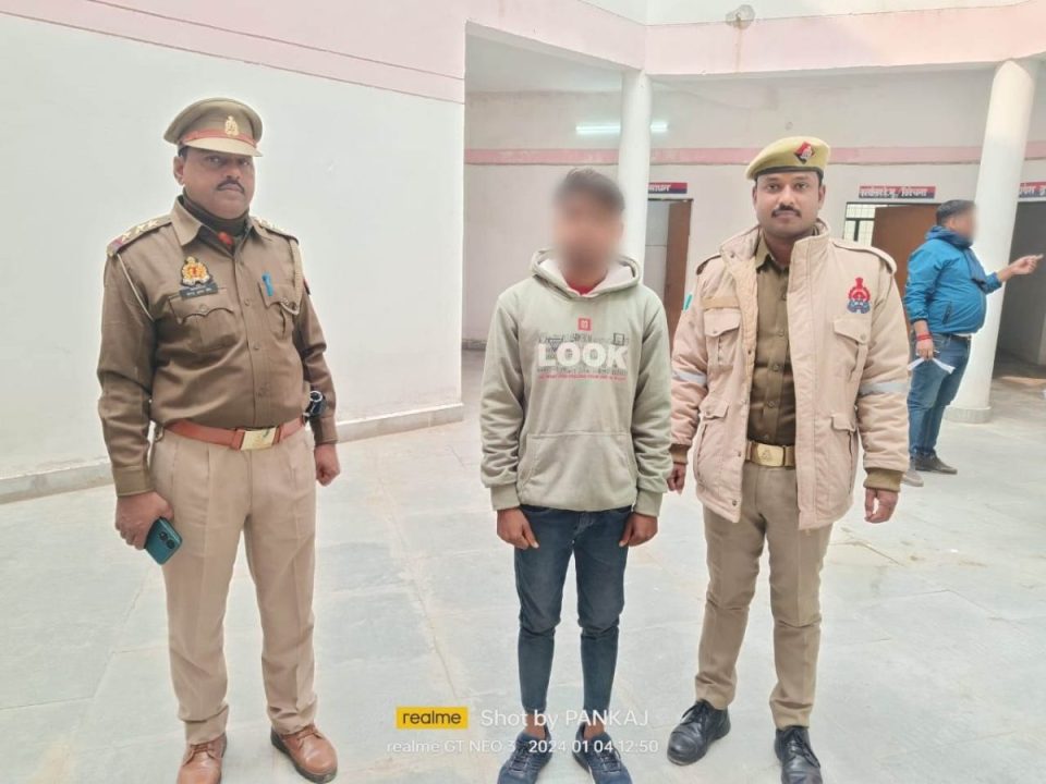 थाना चुनार पुलिस द्वारा हत्या के अभियोग से सम्बन्धित अभियुक्त गिरफ्तार