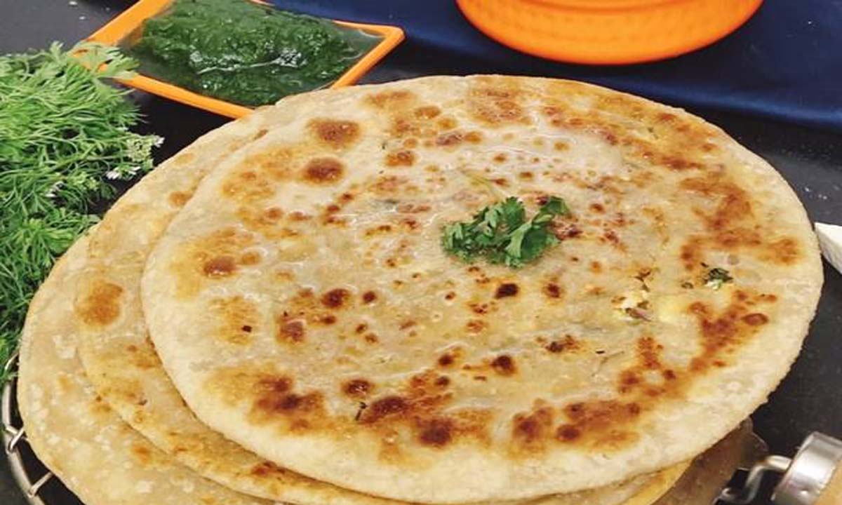 जानिए पनीर पराठा बनाने की विधि