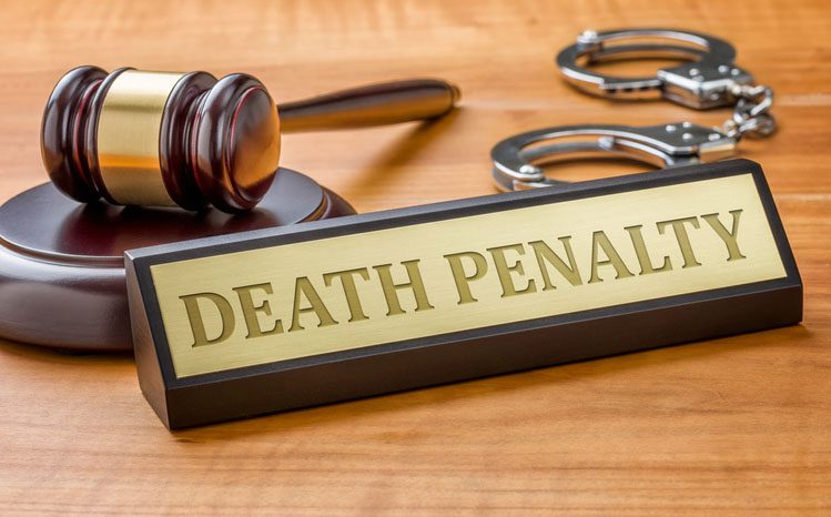 Jalandhar: दुबई में मौत की सजा पाए बेटे को बचाने के लिए मां ने 50 लाख रुपये की ब्लड मनी मांगी
