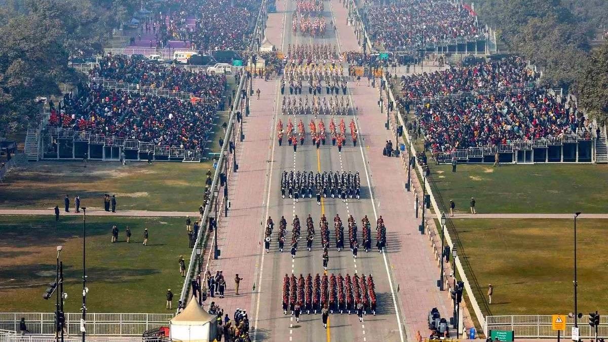 1.37 करोड़ छात्रों में से 100 छात्र बने 26 जनवरी की परेड के विशेष अतिथि
