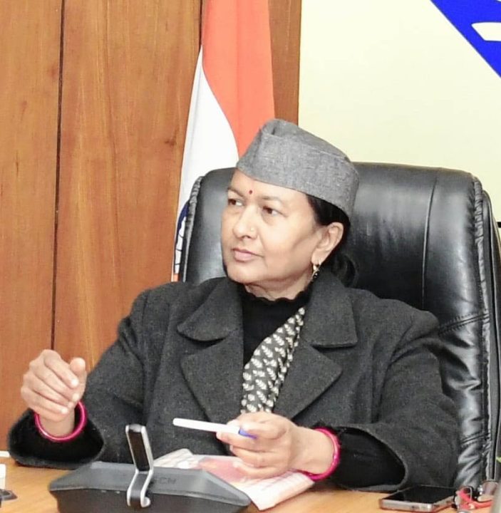 मुख्य सचिव राधा रतूड़ी ने मिशन मोड पर कार्य करने के दिए निर्देश