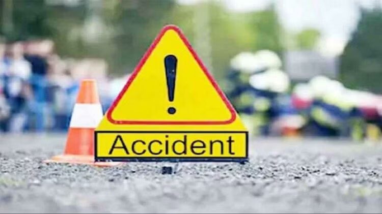 Telangana : तेलंगाना में सड़क हादसा, दो बच्चों समेत पांच की मौत