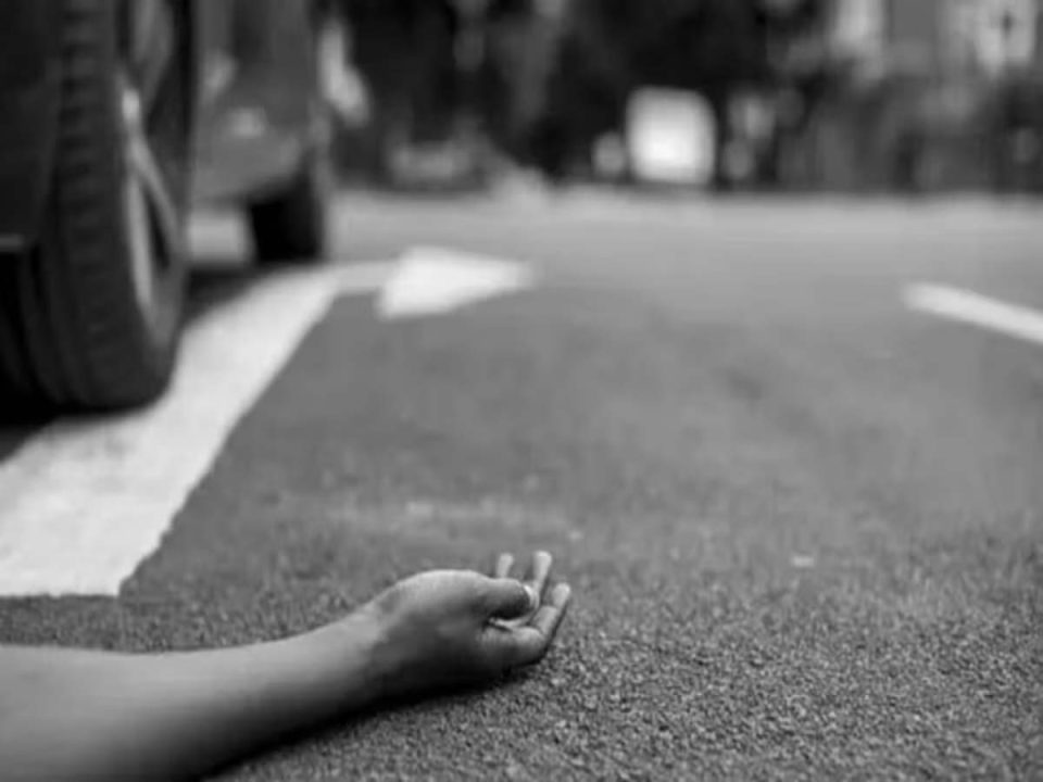 8 लोगों की मौत, खून से फिर लाल हुई सड़क