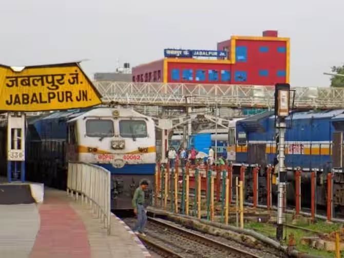 यात्री यातायात से पमरे ने 1700 करोड़ रूपये से अधिक का राजस्व अर्जित किया