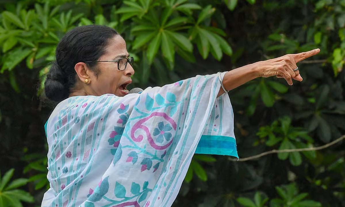West Bengal: ममता ने कोलकाता में सर्व-धर्म सद्भाव रैली शुरू की