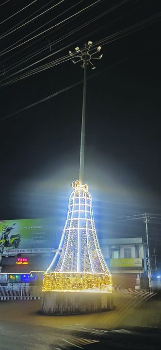 Meghalaya : फायर ब्रिगेड जंक्शन पर गैर-कार्यात्मक हाई-मास्ट लाइट राज्य की निगरानी पर चिंता पैदा करती है