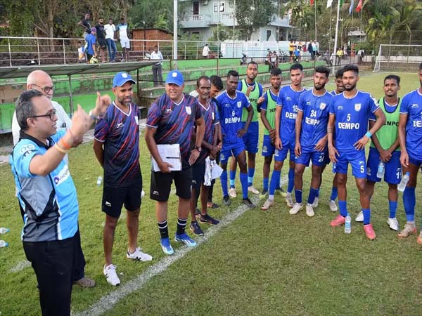 स्पोर्टिंग क्लब डी गोवा सुदेवा दिल्ली के है पास